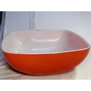 Vintage Pyrex A-27 Red & White 515B-015 1 1/2 QT. HOSTESS BOWL Glass Ovenware